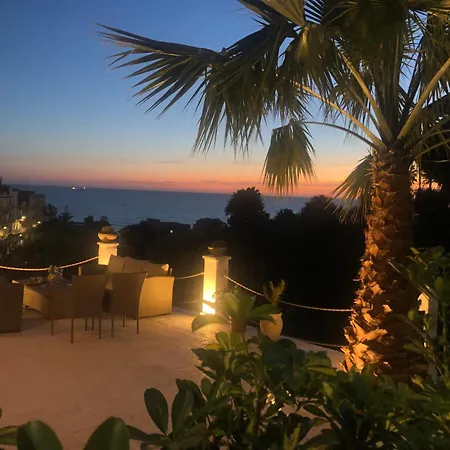 Casa Veranda Sul Mare Apartment